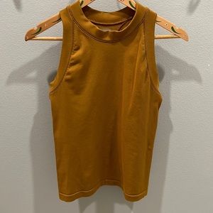 Athleta Renew Tank Mustard Brown size Medium